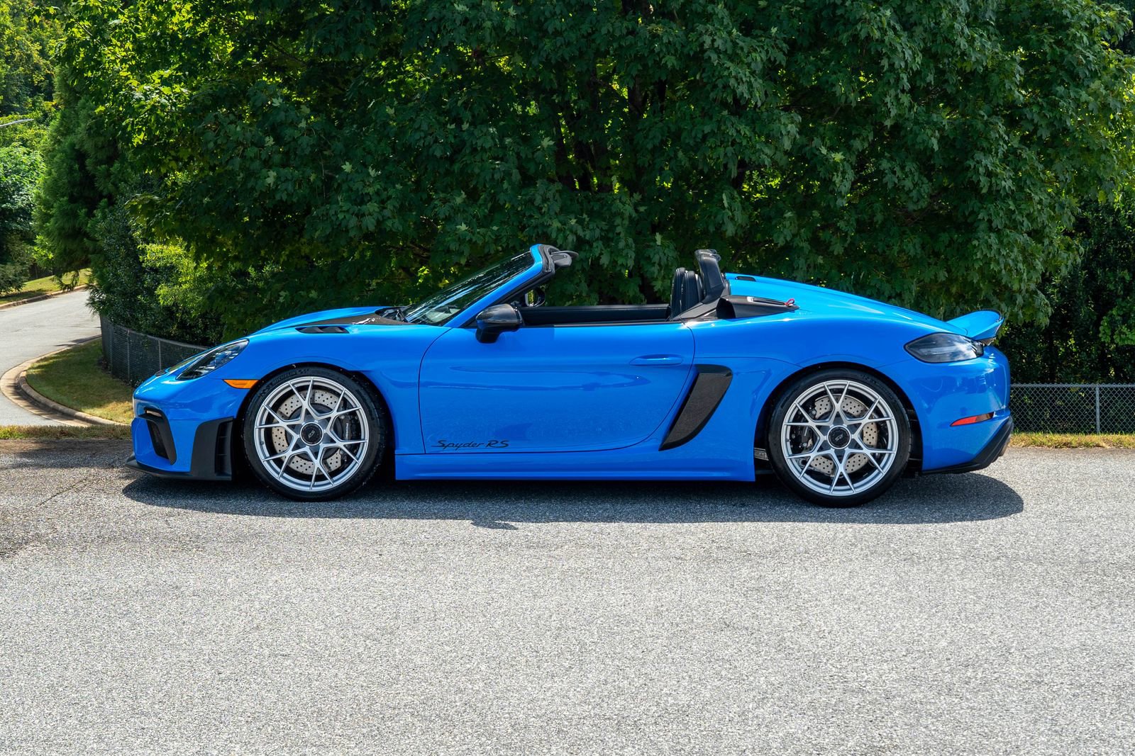 2025 Porsche Boxster Spyder photo 2