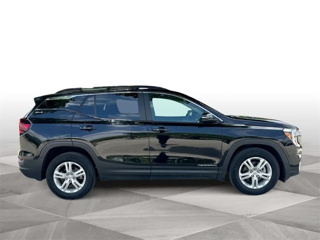 2022 Gmc Terrain SLE photo 8