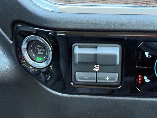 2026 Chevrolet Silverado RST photo 23