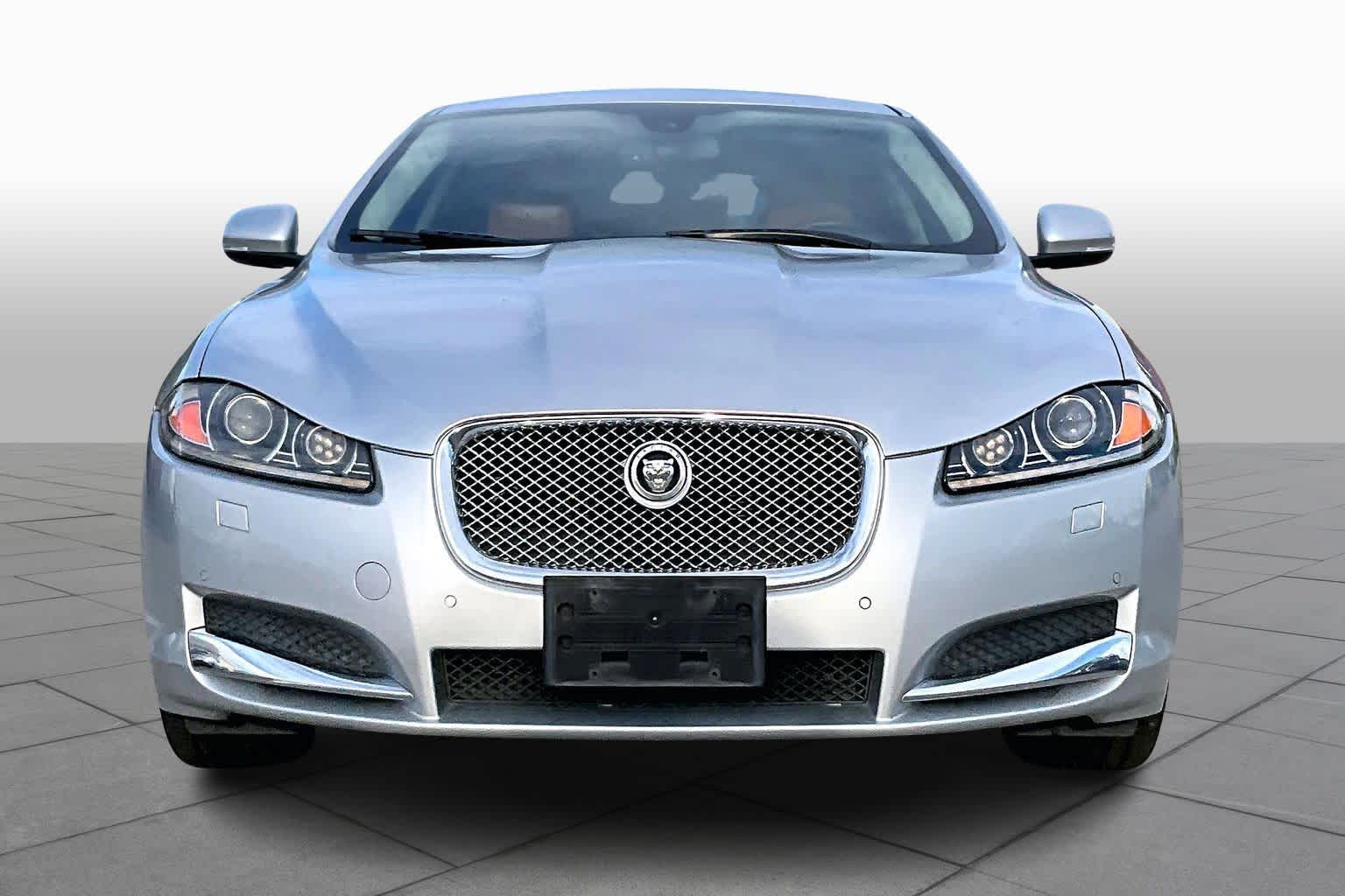 2012 Jaguar XF Portfolio photo 3