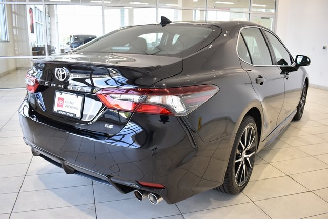 2024 Toyota Camry SE photo 8