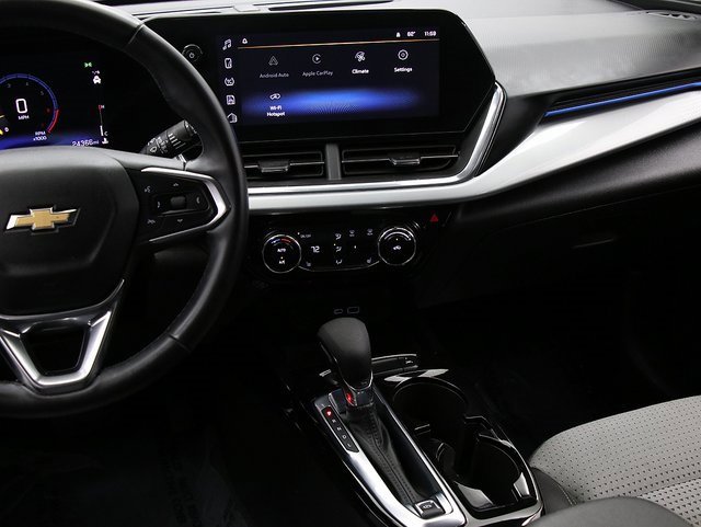 2024 Chevrolet Trax LT photo 15