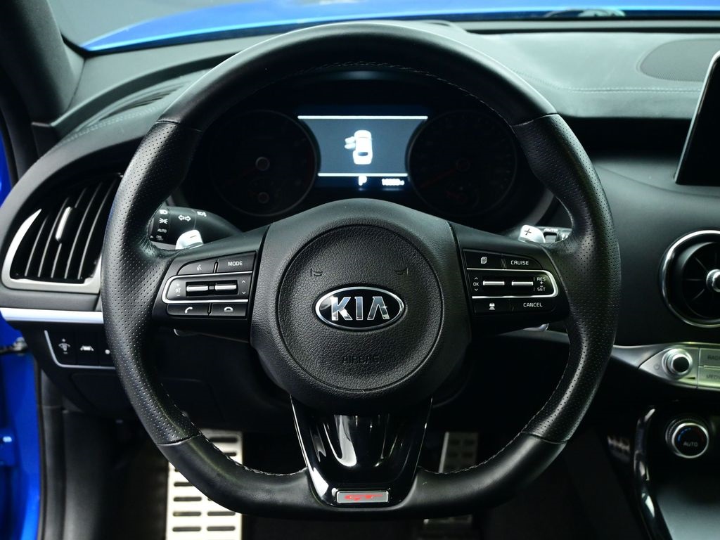 2020 Kia Stinger GT2 photo 3
