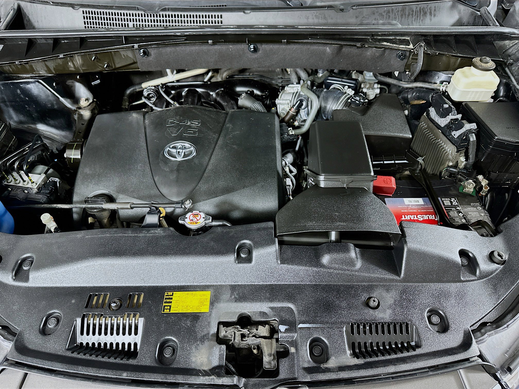 2018 Toyota Highlander Limited photo 30