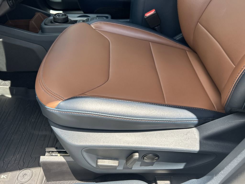 2022 Ford Maverick Lariat photo 18