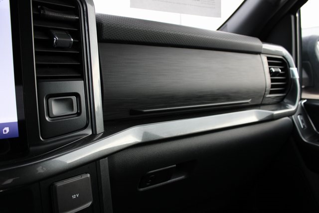 2023 Ford F-150 XLT photo 4