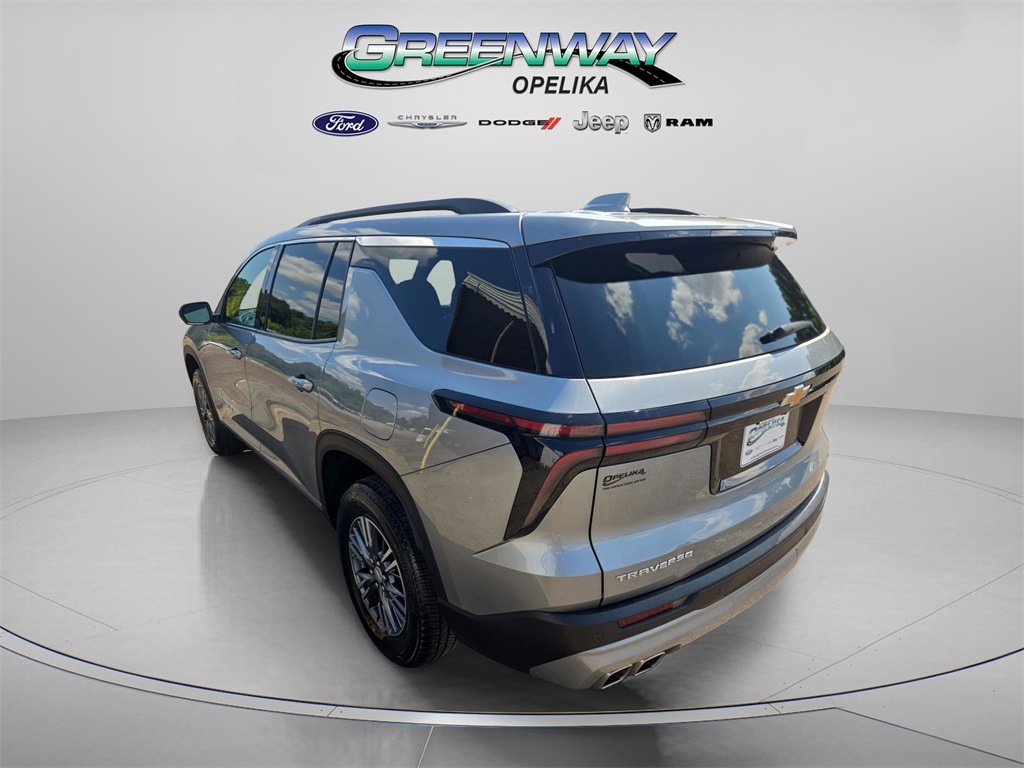 2024 Chevrolet Traverse photo 4