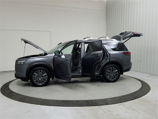 2025 Nissan Pathfinder SL photo 11