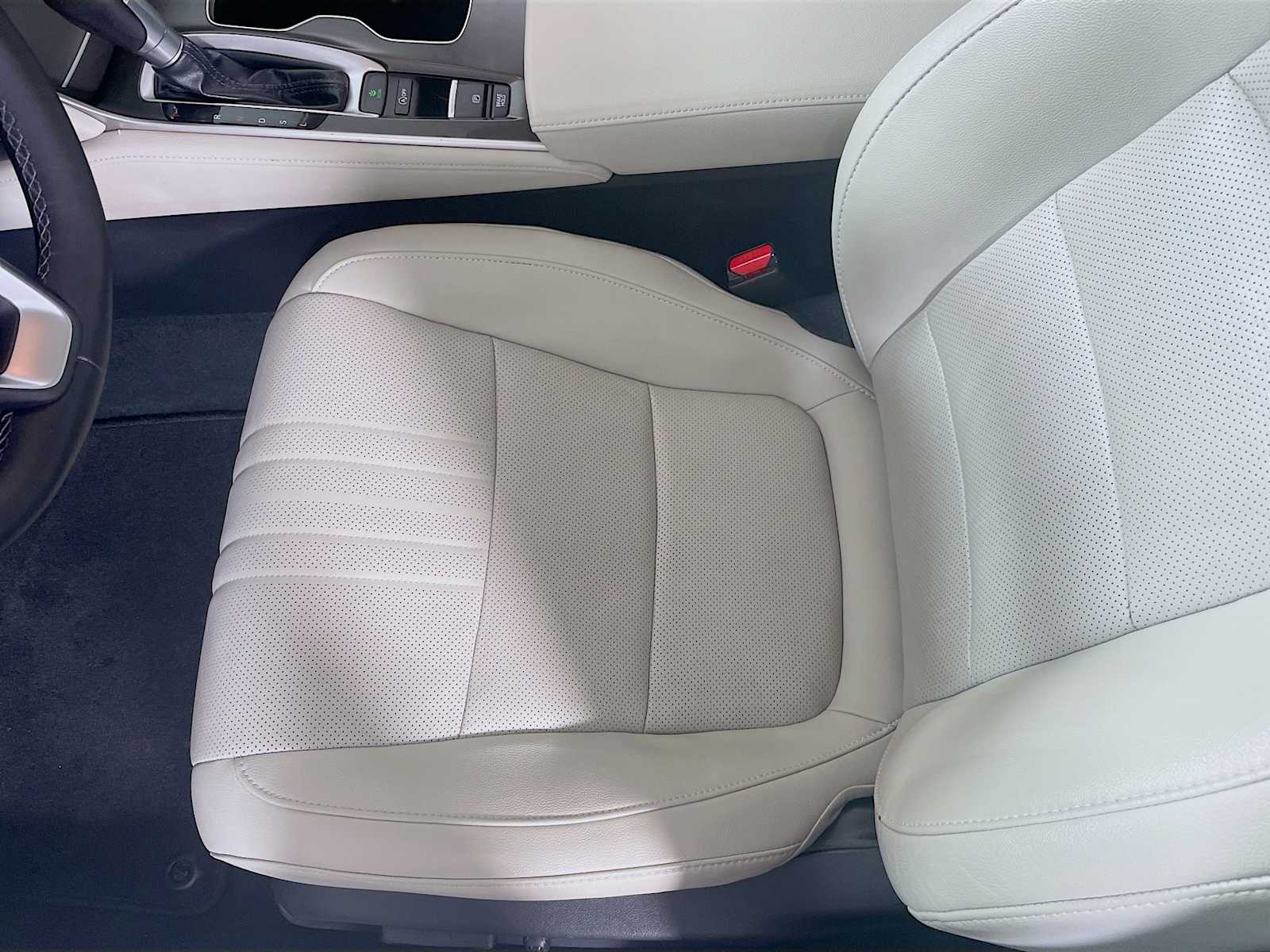 2021 Honda Accord EX-L photo 16