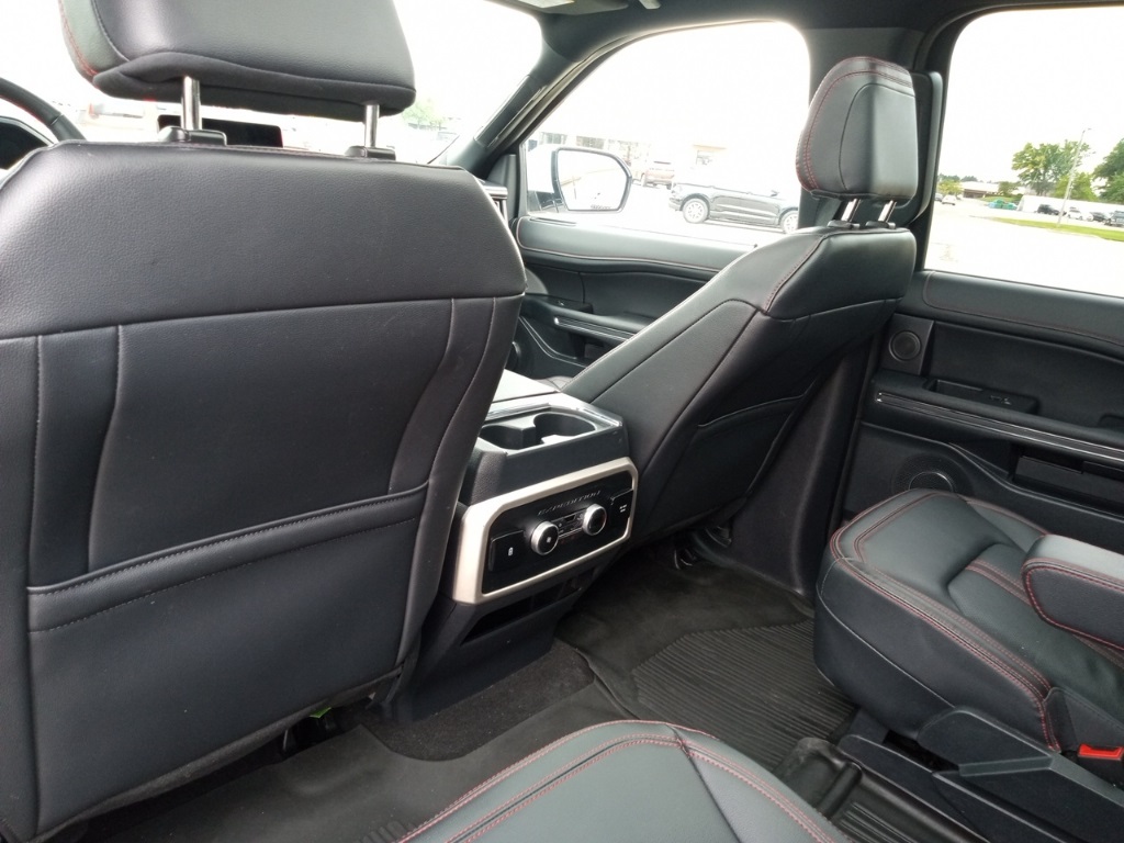 2024 Ford Expedition MAX Limited photo 16