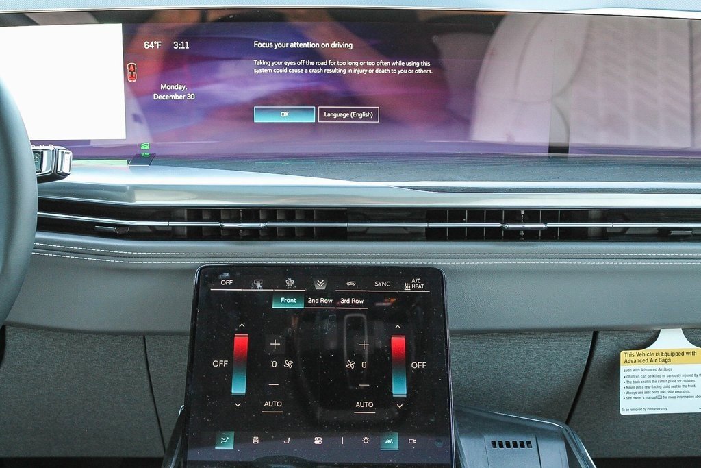 2025 Cadillac Escalade IQ Luxury photo 11