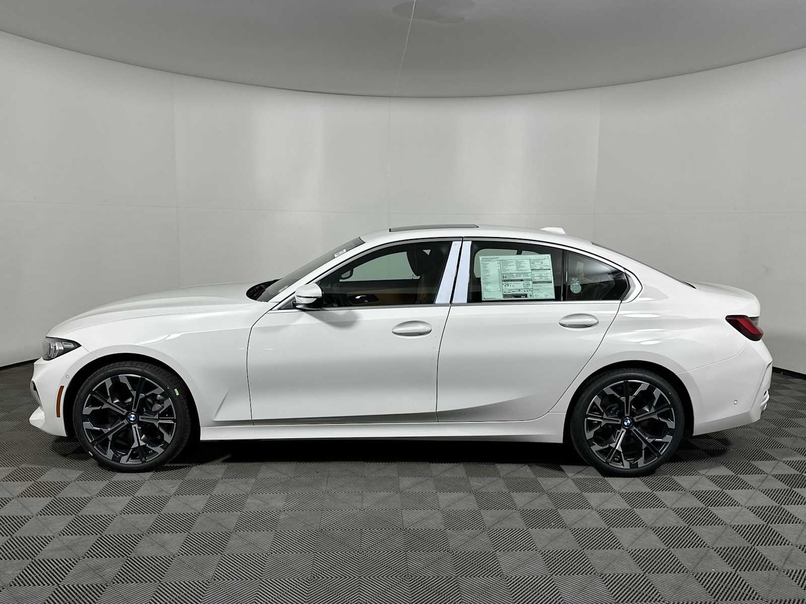 2025 Bmw 330i xDrive photo 4