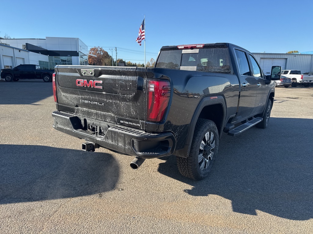 2025 Gmc Sierra 2500 HD Denali photo 3