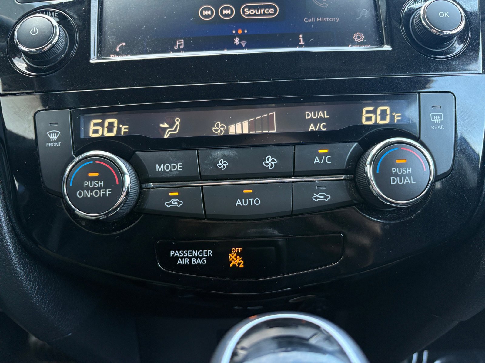 2020 Nissan Rogue SV photo 20