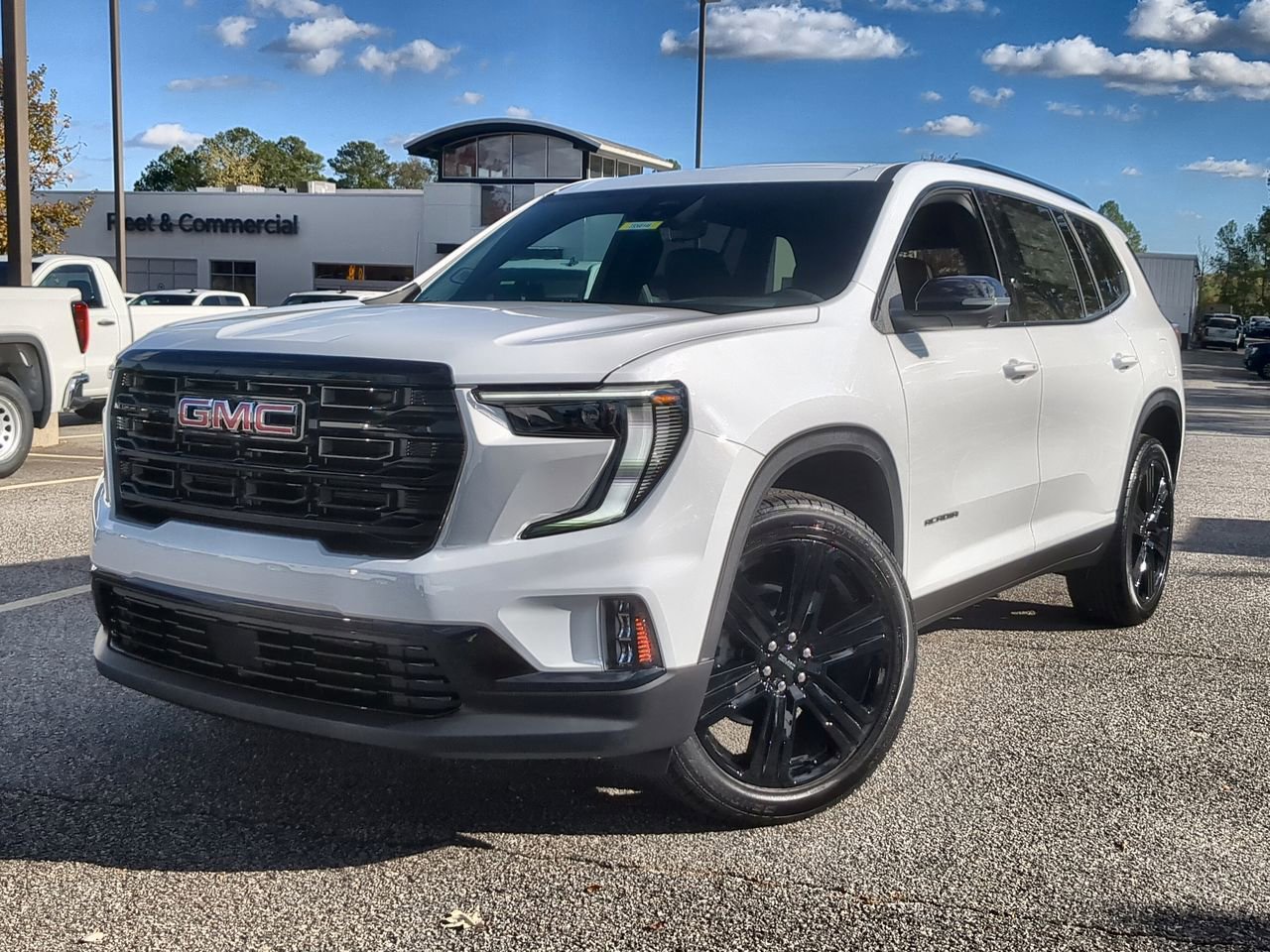 2026 GMC Acadia Elevation's photo