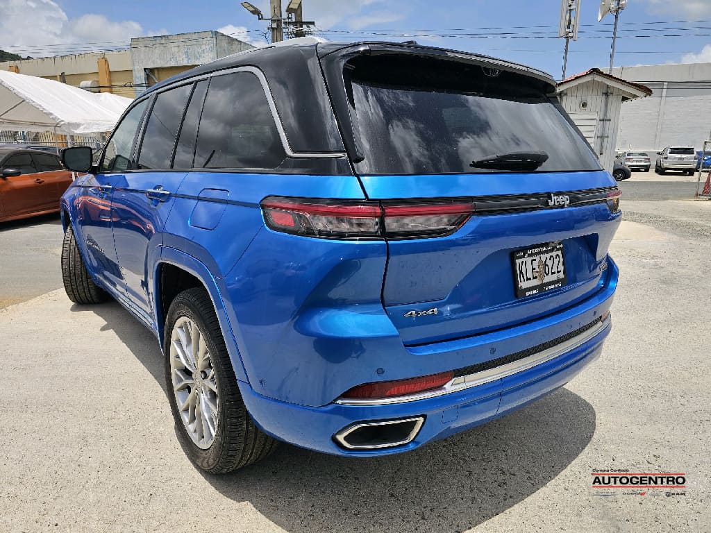 2023 Jeep Grand Cherokee Summit Reserve photo 2