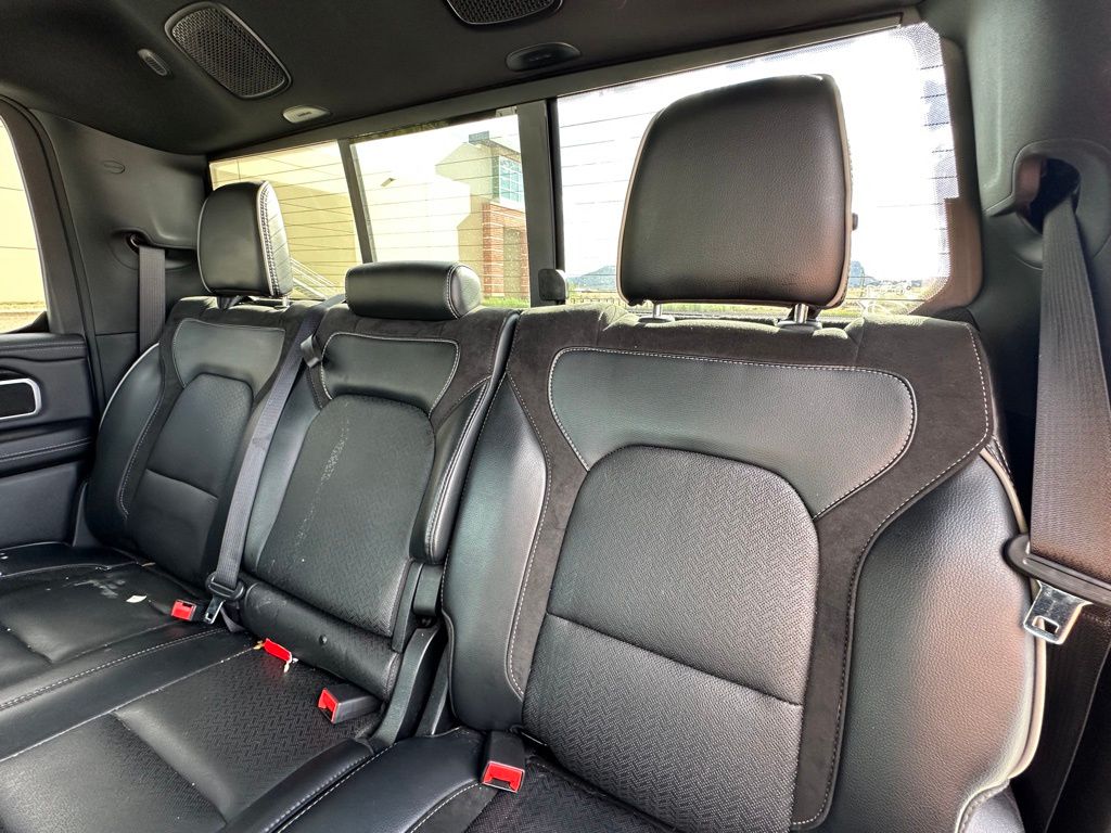 2021 Ram 1500 Laramie photo 4