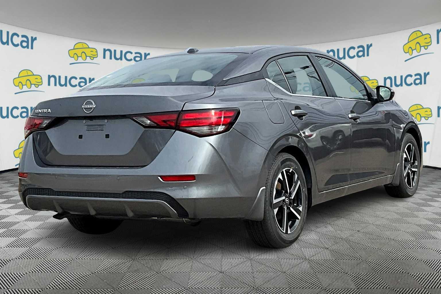 2025 Nissan Sentra SV photo 4