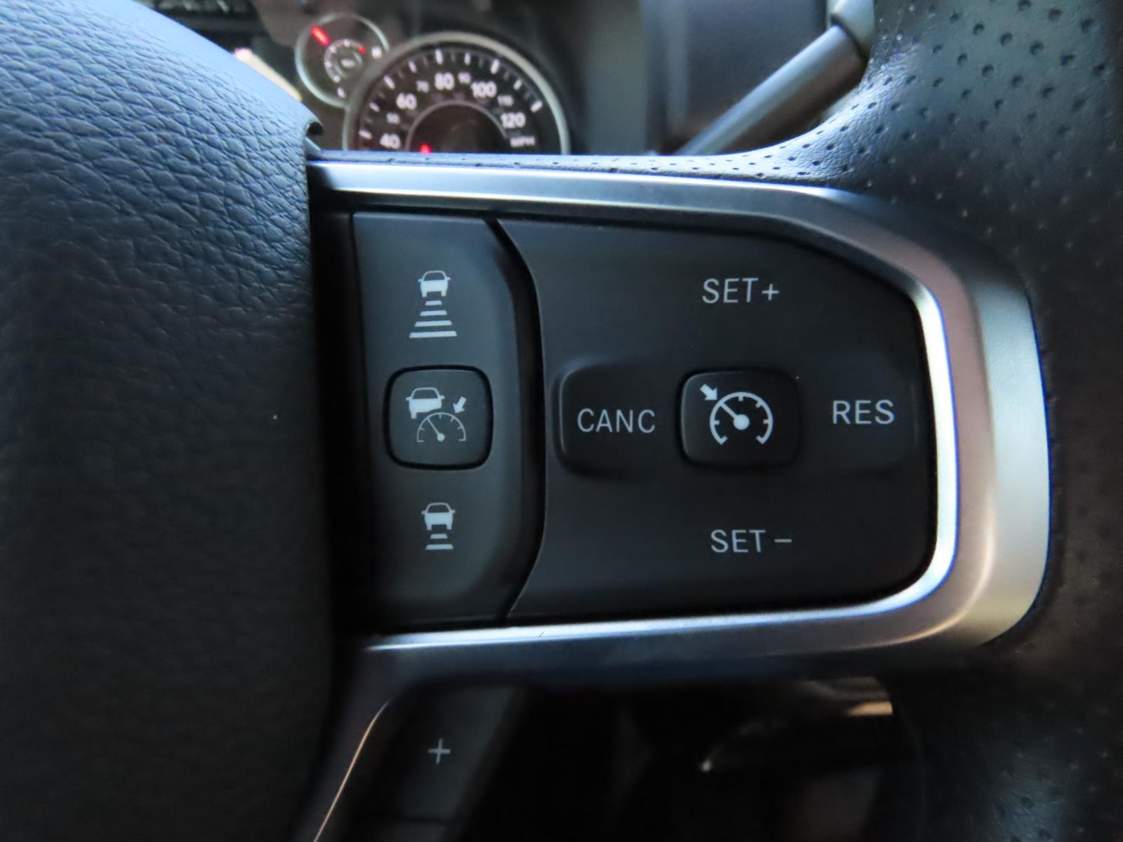 2026 Ram 2500 Tradesman photo 24