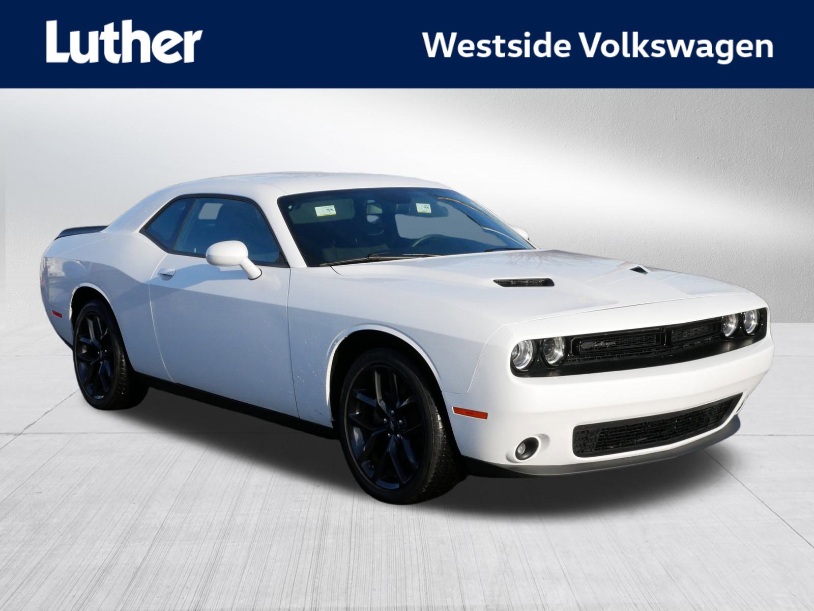 2022 Dodge Challenger SXT's photo