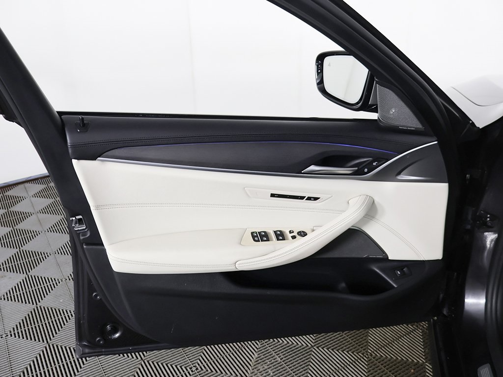 2022 Bmw M550i xDrive photo 26