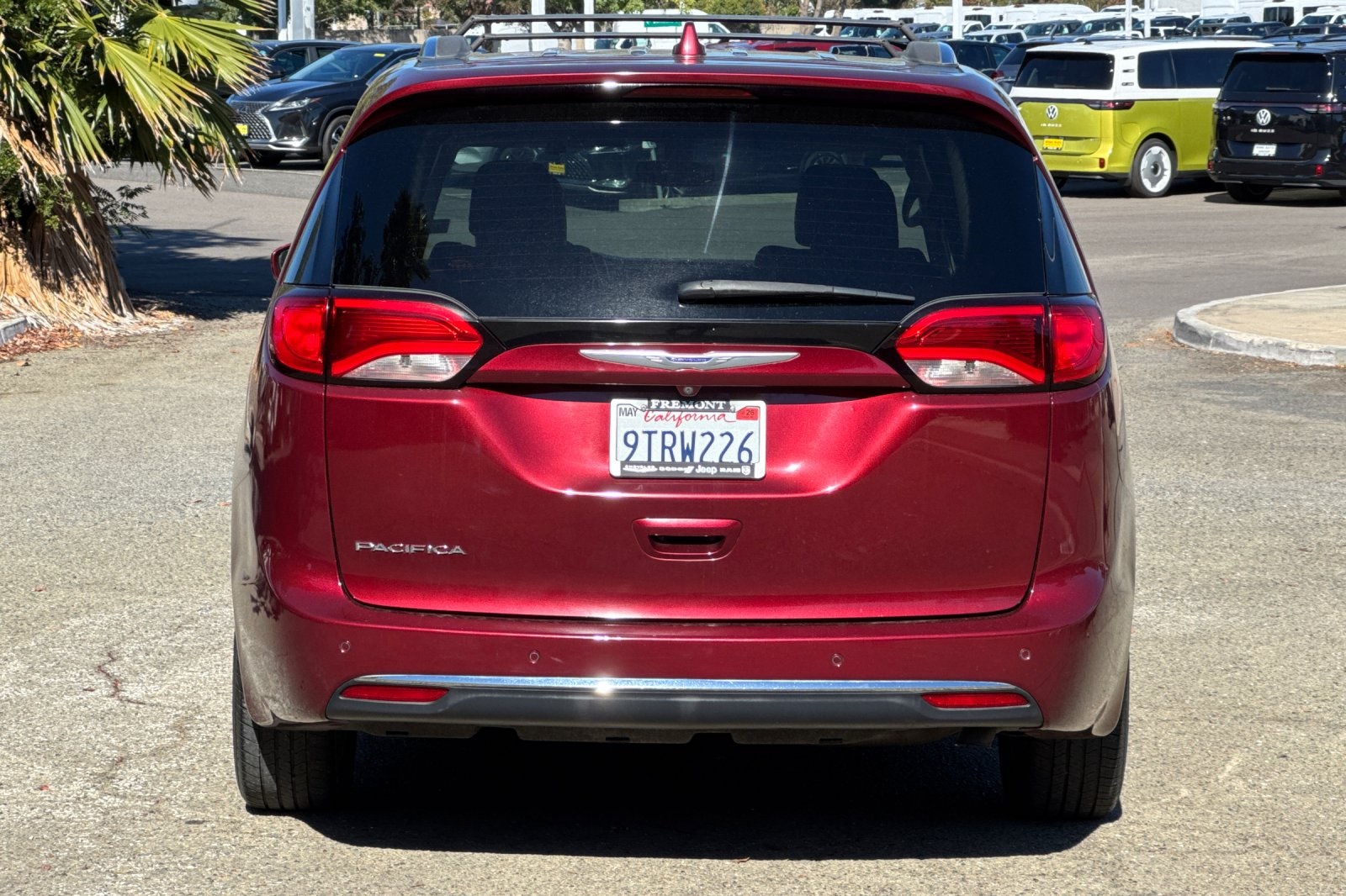 2020 Chrysler Pacifica Touring L photo 4