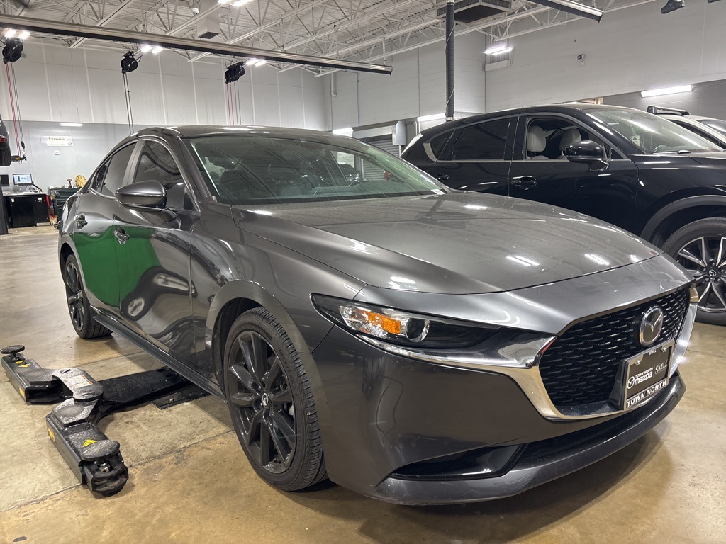 2021 Mazda Mazda3 Preferred photo 2
