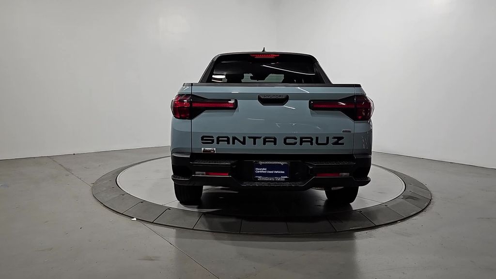 2024 Hyundai Santa Cruz SE photo 4