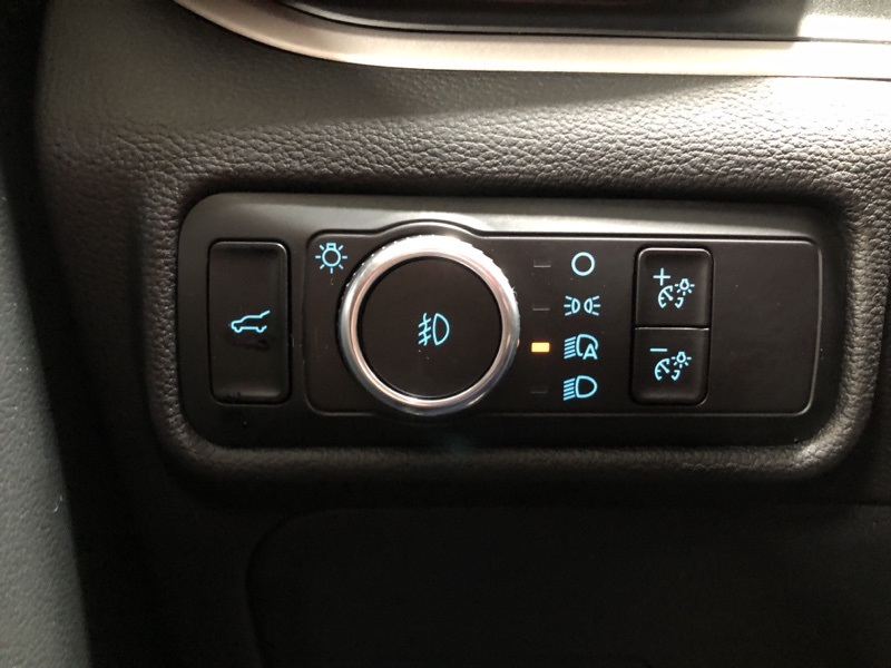 2023 Ford Explorer XLT photo 19