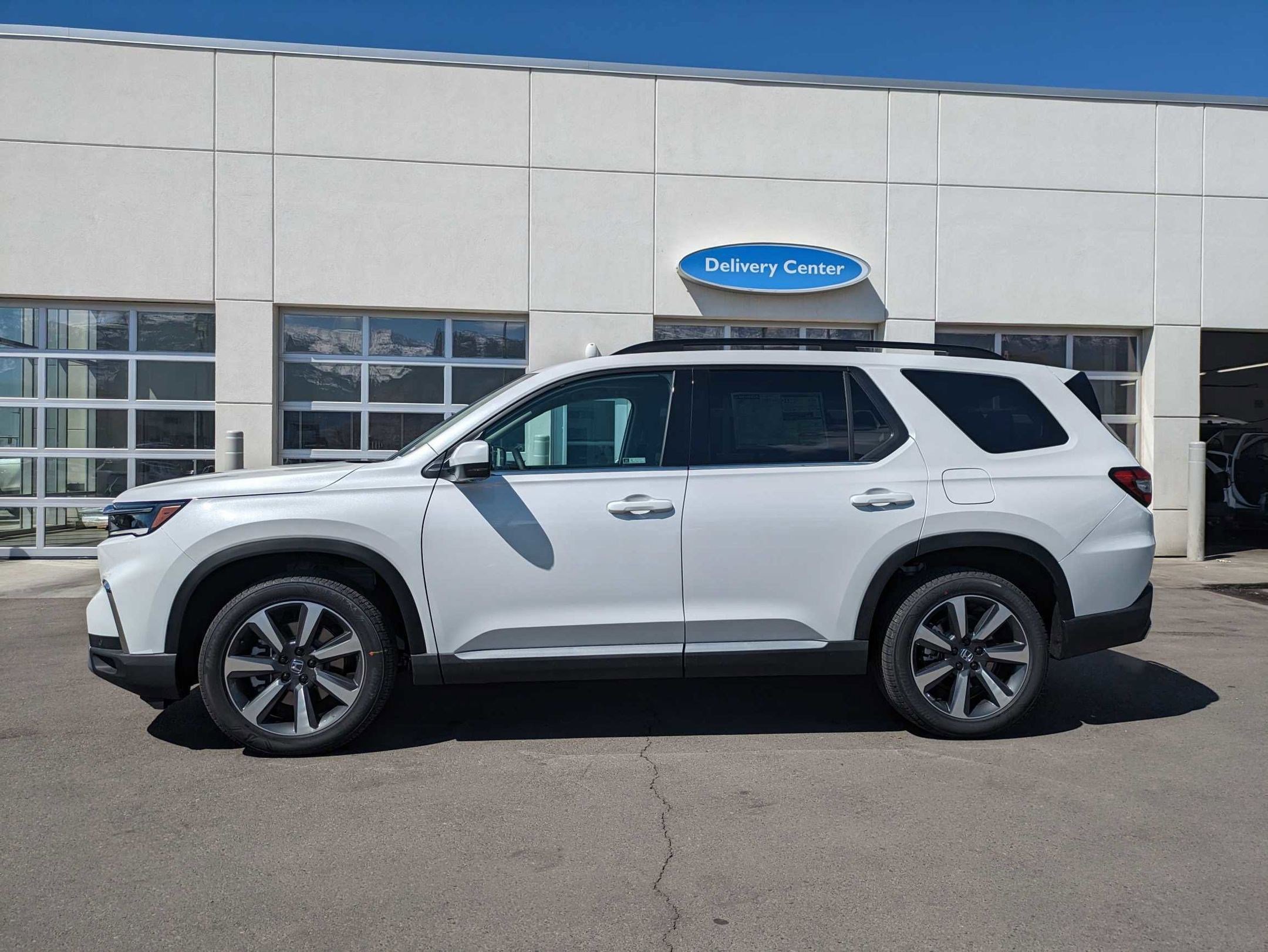 2025 Honda Pilot Elite photo 5
