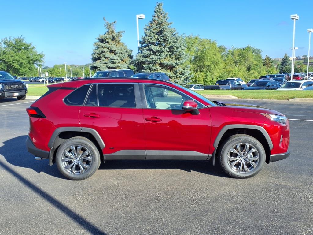 Used 2025 Toyota RAV4 XLE Premium with VIN 2T3B6RFV0SW089601 for sale in Burnsville, Minnesota