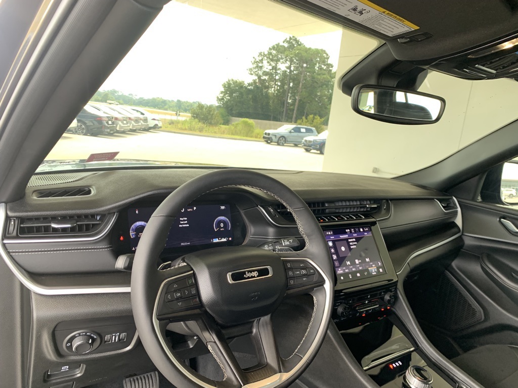2024 Jeep Grand Cherokee Altitude X photo 11