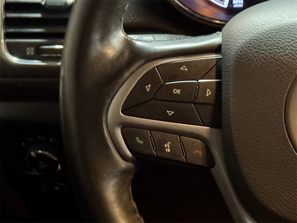 2020 Jeep Grand Cherokee Altitude photo 27