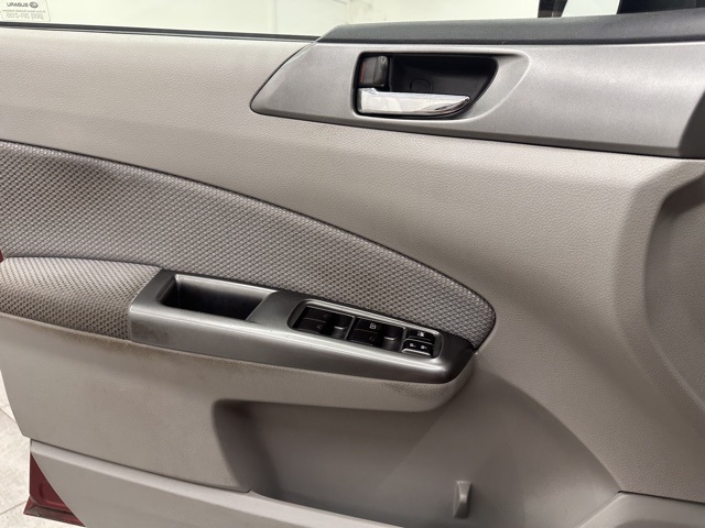 2012 Subaru Forester 2.5X Premium photo 25