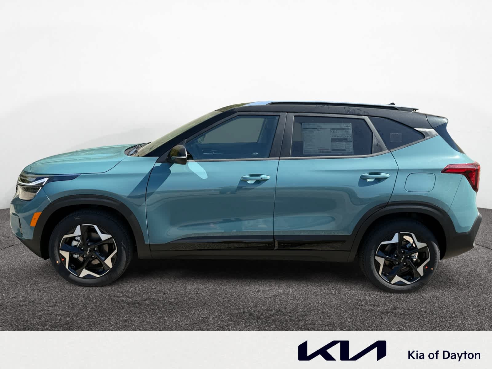 2026 Kia Seltos S photo 2