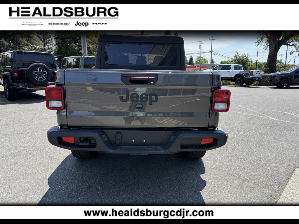 2025 Jeep Gladiator Sport photo 4