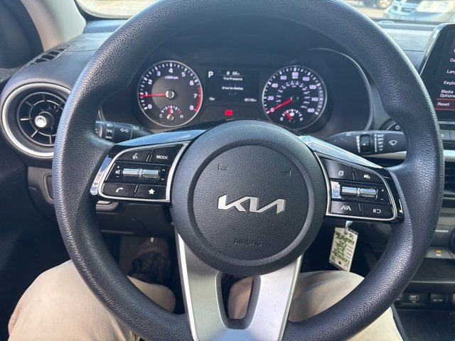 2022 Kia Forte FE LXS photo 9