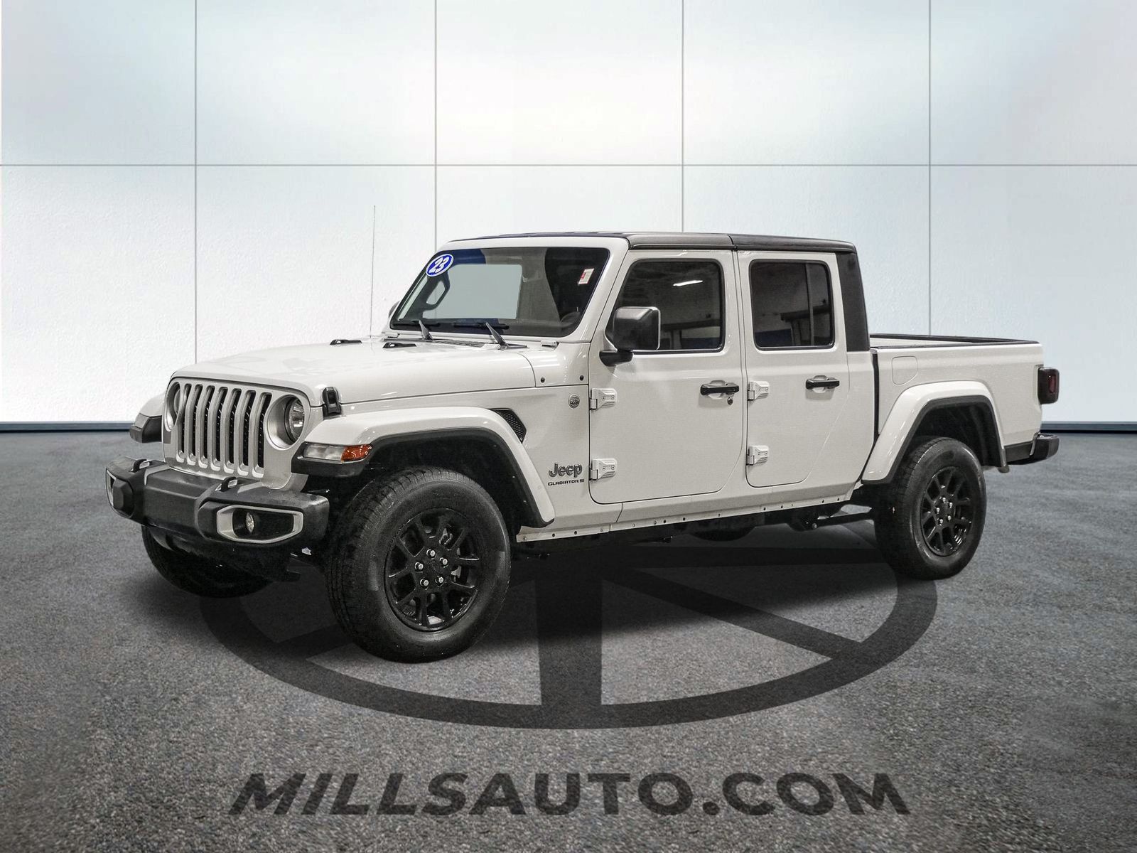Used 2023 Jeep Gladiator Overland with VIN 1C6HJTFG9PL569788 for sale in Baxter, Minnesota