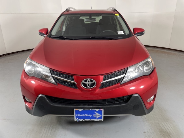 2013 Toyota RAV4 XLE photo 3