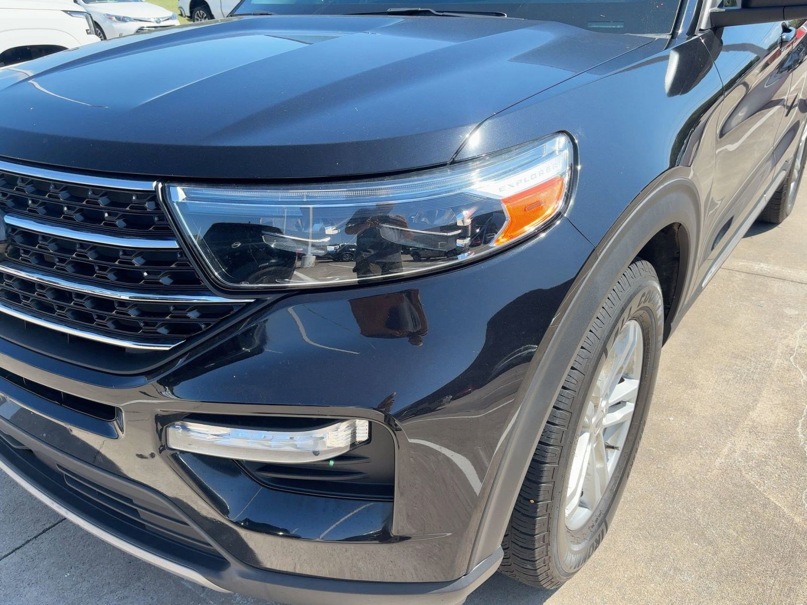 2020 Ford Explorer XLT photo 5