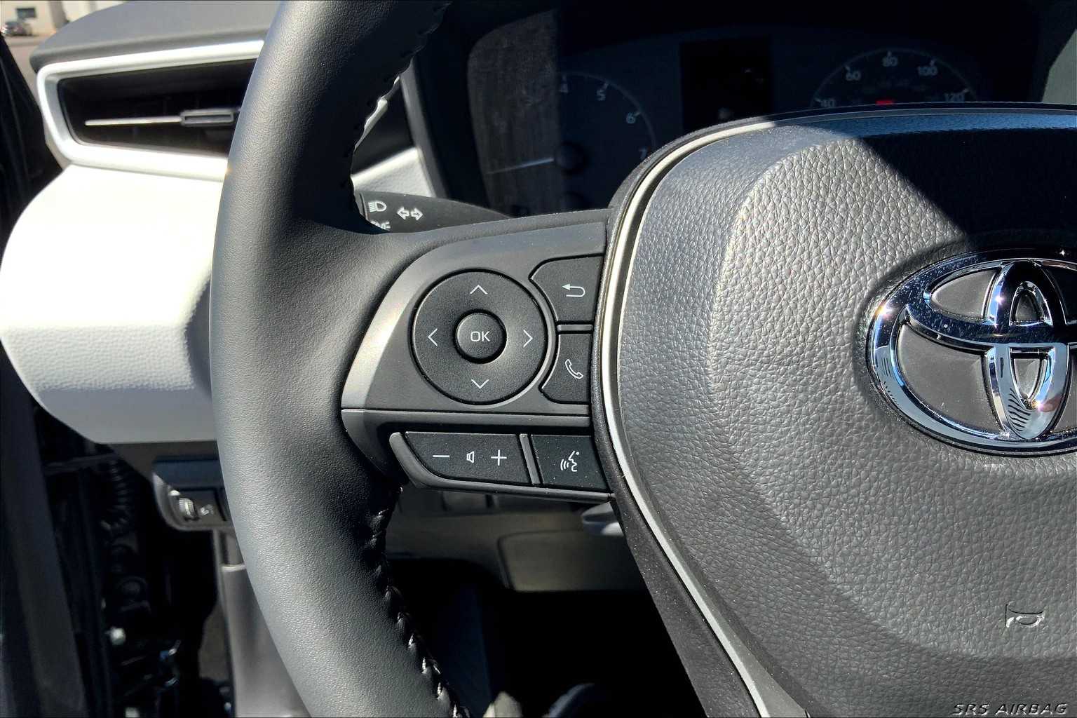 2025 Toyota Corolla SE photo 22