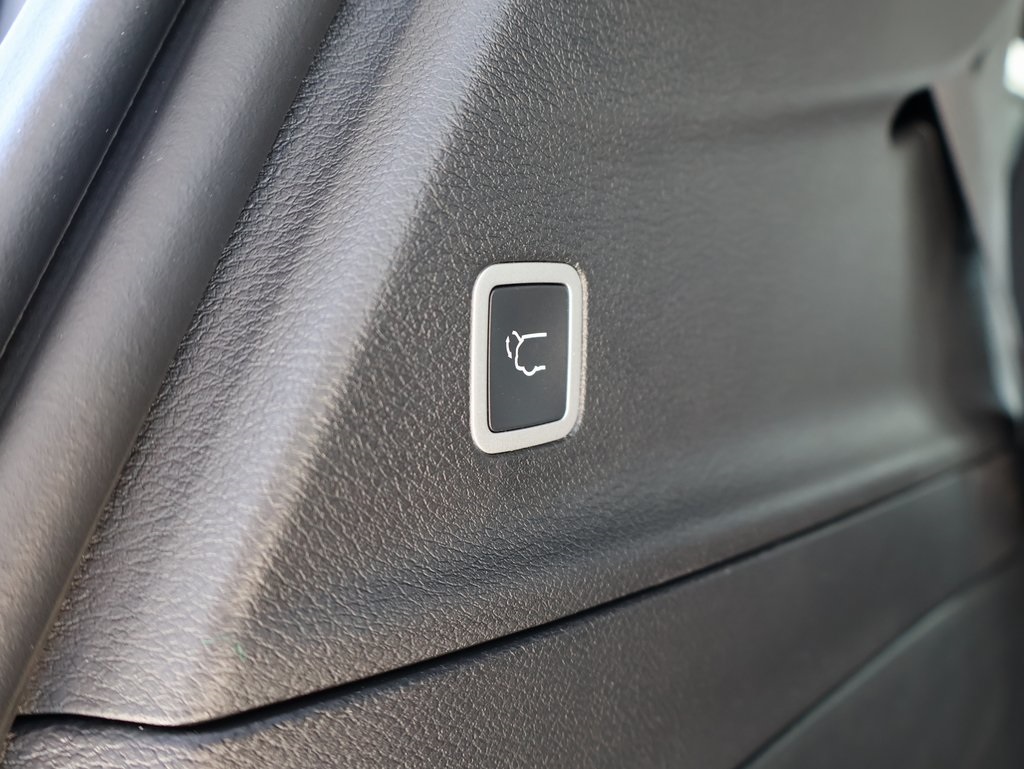 2026 Chrysler Pacifica photo 15