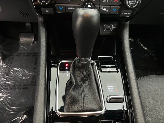 2023 Jeep Compass Limited photo 18