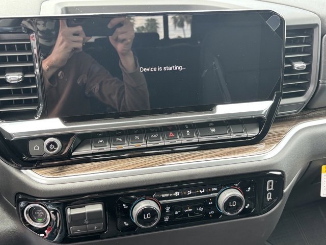 2026 Chevrolet Silverado 1500 LT photo 2
