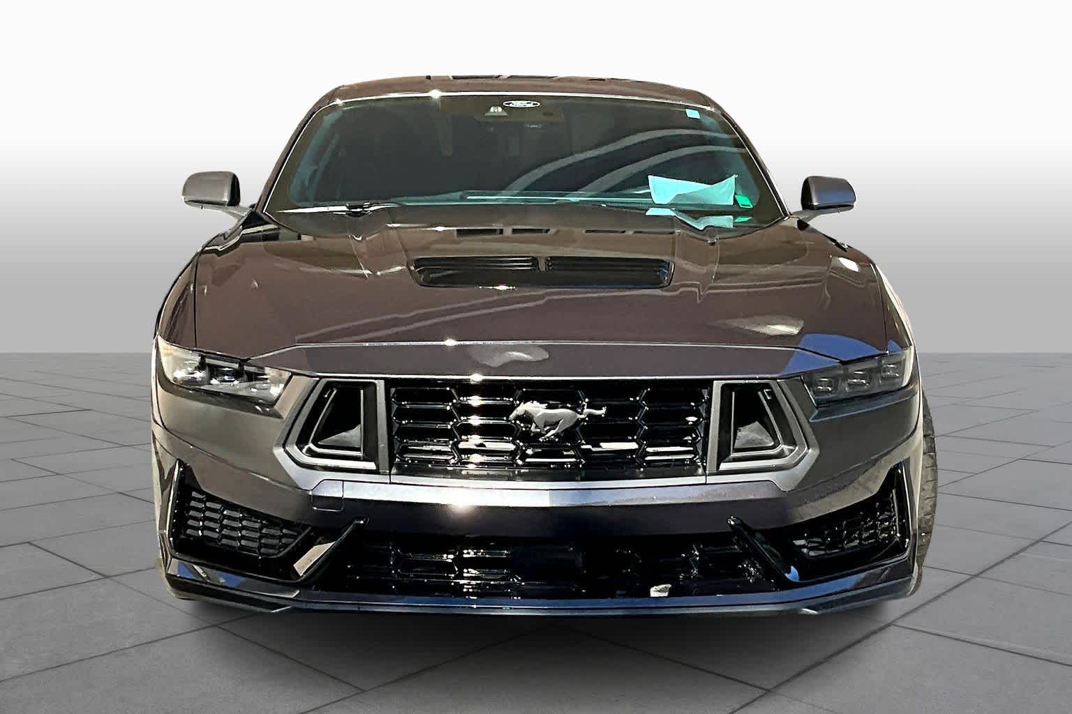 2024 Ford Mustang Dark Horse photo 3