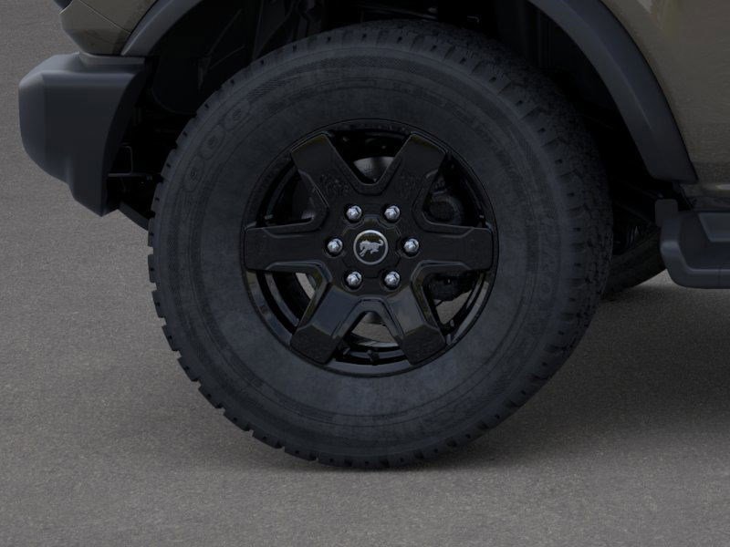 2025 Ford Bronco Outer Banks photo 18