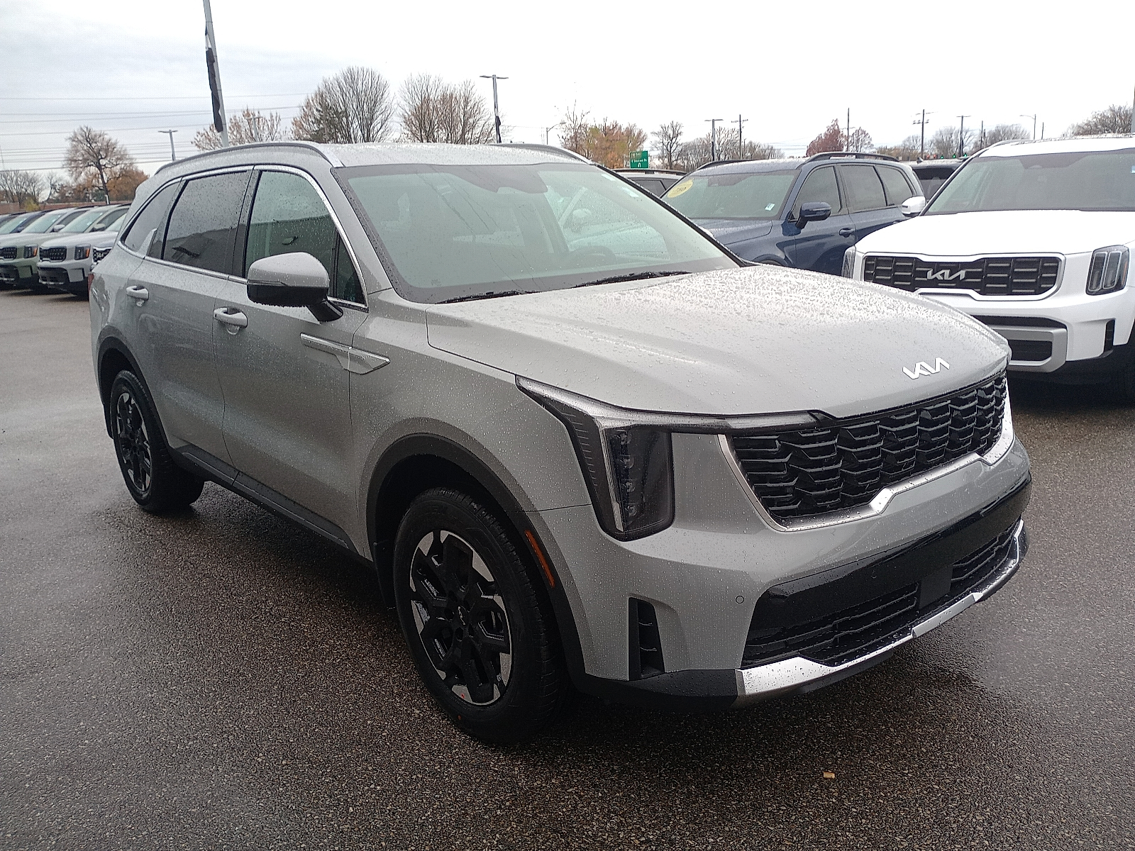 2026 Kia Sorento S's photo