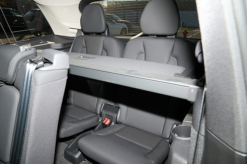2026 VOLVO XC90 - Image 20