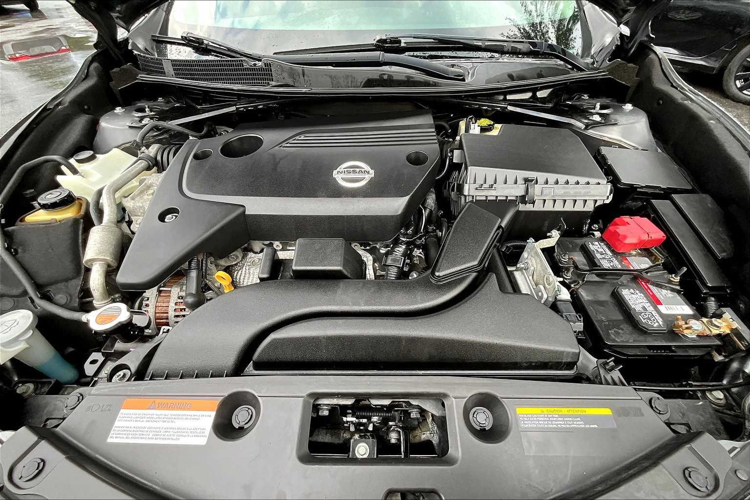 2015 Nissan Altima 2.5 S photo 29