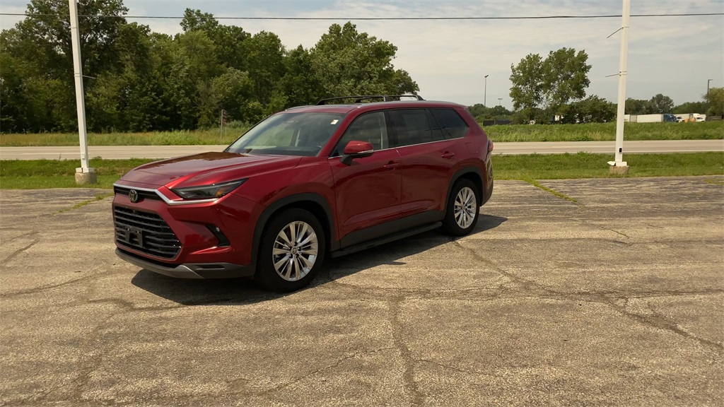 2024 Toyota Grand Highlander Platinum photo 4